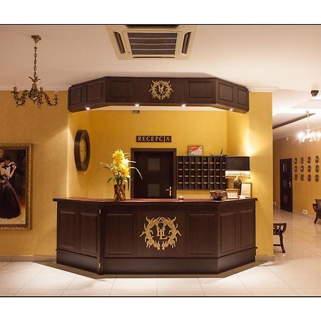 Hotel Lord Debica Luaran gambar