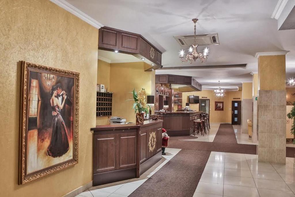 Hotel Lord Debica Luaran gambar